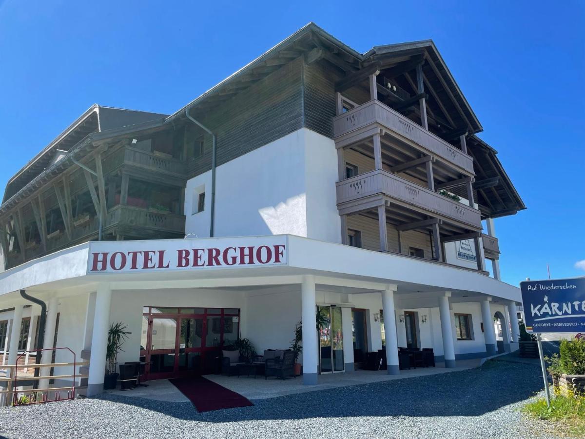 Hotel Berghof Sonnenalpe Nassfeld Exterior photo