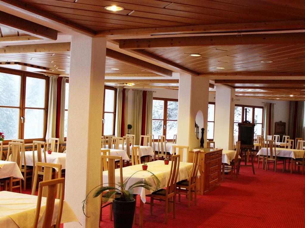 Hotel Berghof Sonnenalpe Nassfeld Exterior photo